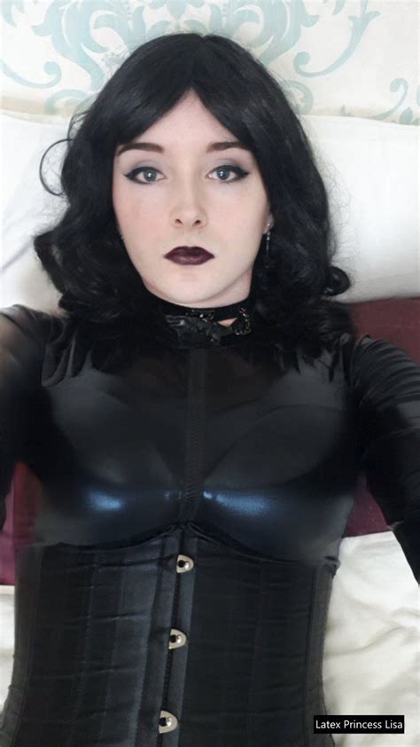 mistress jayne doe|@missjaynedoexo 